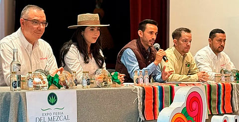 Ario de Rosales anuncia su tercera edición de la Feria del Mezcal
