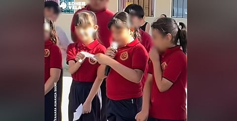 Alumna lanza broma al América en honores y causa polémica en redes
