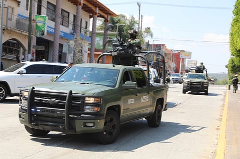 Arrestan a 17 presuntos miembros de célula delictiva en Michoacán; 12 son colombianos
