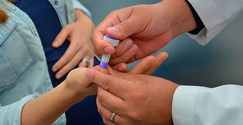 FDA aprueba uso de vacuna contra el VIH; así funciona 