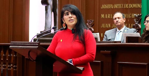 Garantizar intérpretes de señas en todas las oficinas públicas, propone Vanhe Caratachea