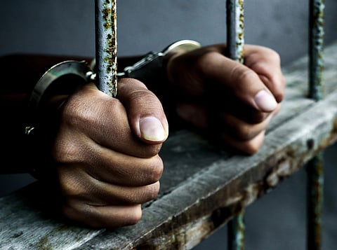 Más de 16 años de prisión a Salvador R., por violar a su hijastra de 11 años