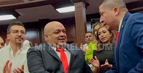 Nombran a alcalde y alcaldesa de Tacámbaro y Tepalcatepec 