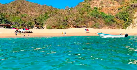 Refuerza Coepris acciones para recuperar calidad del agua en playas de Michoacán