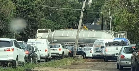 Choca otra vez un tráiler del Grupo Ortiz, ahora en libramiento de Morelia 