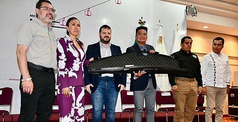 Gobierno estatal equipa a guardias civiles, policías municipales y autogobiernos