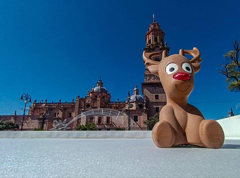 Así puedes verte patinando en la pista de hielo de Morelia; hay cámara en vivo