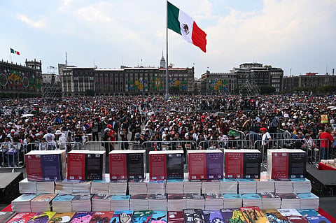 Entregan 2.5 millones de libros a jóvenes de América Latina para fomentar la lectura