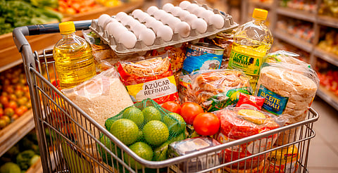 ¿Dónde comprar más barato? Canasta básica cuesta desde $768.90