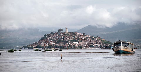 Lago de Pátzcuaro alcanza 39.7% de llenado; lluvias dan esperanza de recuperación