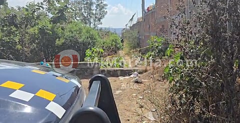 Fallece hombre frente a Lomas del Pedregal; investigan posible sobredosis