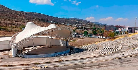 Recinto Ferial, bodega de mobiliario y sin proyecto para su recuperación 