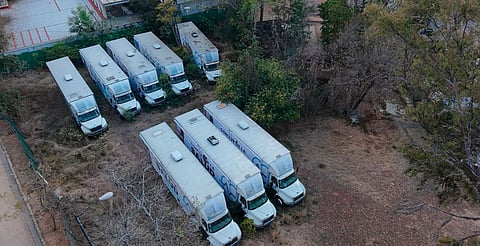 En juicio, convoyes resguardados en el antiguo Hospital Infantil