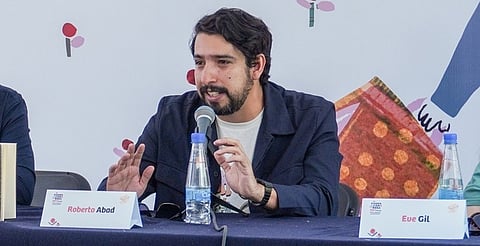 El escritor Roberto Abad ofrecerá conversatorio gratuito en Morelia