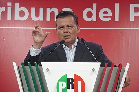 Los perdonados, gobierno y división entre líderes los motivos de la desaparición de las autodefensas: Valencia