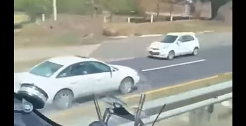 VIDEO: Captan a conductor en sentido contrario y a alta velocidad sobre la Morelia-Pátzcuaro