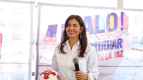 Transformamos la educación de 6 mil estudiantes en Tacámbaro y Turicato: Gabriela Molina