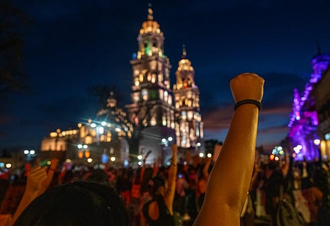 Policías municipales resguardarán la integridad de feministas en la marcha del 8M: Segob