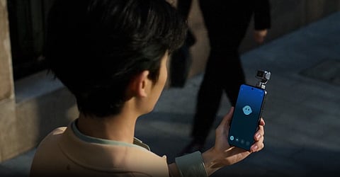 ¿Un celular que se mueve solo? HONOR sorprende con su Robot Phone