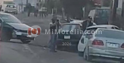 Carambola en la salida a Charo deja un peatón herido y cinco autos dañados