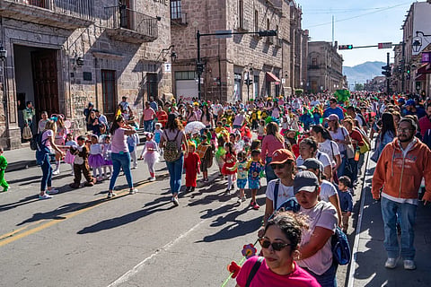 ¡Ojo! Cerrarán importantes vialidades en Morelia por desfile de primavera este sábado