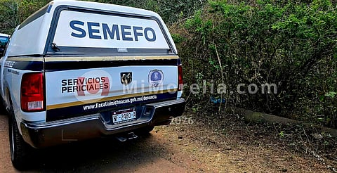 Hallan dos cuerpos calcinados junto a vehículo incendiado en Epitacio Huerta