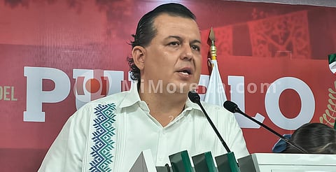 "Es obstrucción de la justicia"; Valencia arremete contra viuda de Carlos Manzo por retener celular del edil