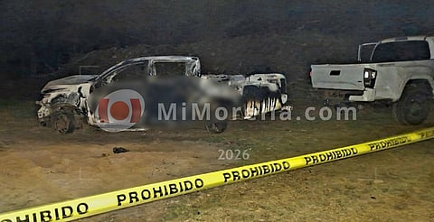 Confirman 5 muertos hallados en auto calcinado en Pátzcuaro, Michoacán