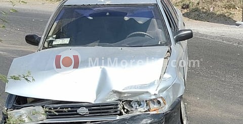Se registra choque entre dos vehículos en Morelia, salida a Mil Cumbres 