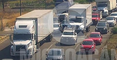 Reabren circulación tras fuerte choque en la Morelos Norte, de Morelia