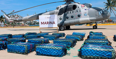 Aseguran embarcación con 26 bultos de presunta cocaína
