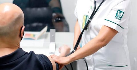 Pacientes mantendrán historial médico aun si pierden su derechohabiencia