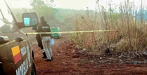 Hallan a joven muerto con heridas de machete en el poniente de Morelia