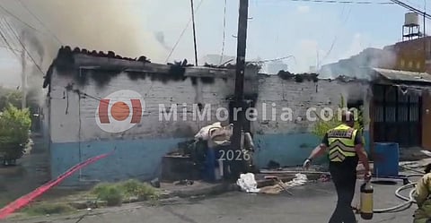 Muere en su casita tras incendio que la devoró toda, en Zamora, Michoacán