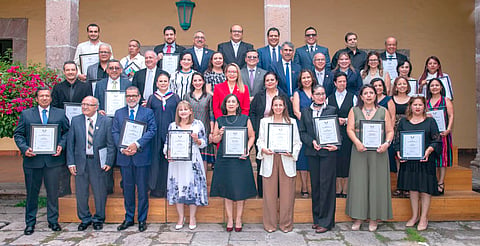 Yarabí Ávila resaltó la vocación y entrega de maestras y maestros