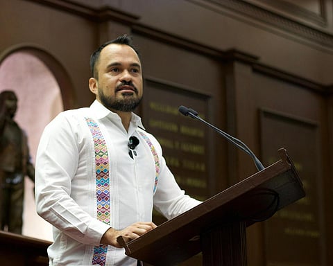 Hugo Rangel impulsa reforma para modernizar taxis