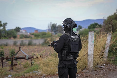 Atacan a policías en Santa Clara del Cobre; no hay elementos lesionados