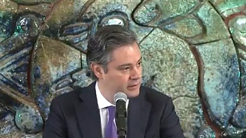 De haberse mantenido el subsidio a las gasolinas se estarían anunciando también el recorte de programas escolares: Nuño Mayer (Foto: @aurelionuno)