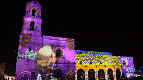 Además continúan las plazas adornadas de motivos navideños (Foto: Ayuntamiento de Morelia)