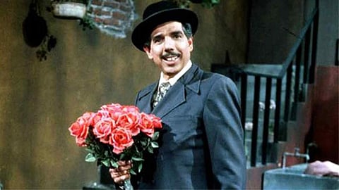 El 'profesor Jirafales' era el eterno enamorado de 'Doña Florinda'