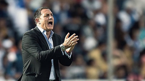 Se va a escasos dos meses de su llegada a Monarcas (Foto Twitter: @FuerzaMonarca)