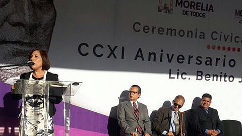 Tere Vega Campa participó en la ceremonia cívica conmemorativa del CCXI Aniversario del Natalicio de Benito Juárez García (Foto: Cortesía)
