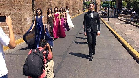 Se espera la asistencia de alrededor de 500 personas, entre los que destacan diseñadores y empresarios nacionales e internacionales (Foto: Facebook HOSSMODELS agencia de modelos)