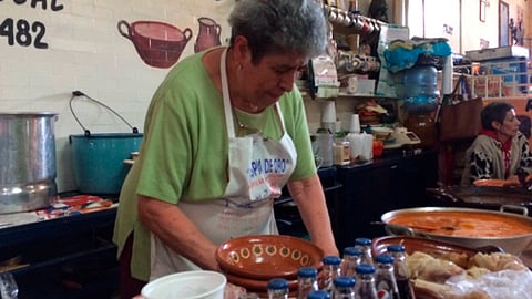 Los menús de las cocinas económicas van desde los 40 hasta los 50 pesos en promedio (Foto: Ilustrativa/@LuisArturoNews)