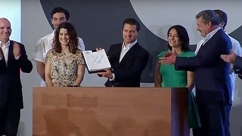 Promulga Enrique Peña Nieto la Ley Fintech
