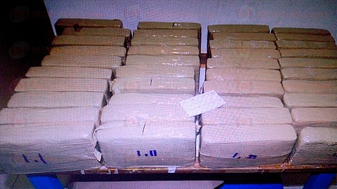 Caen siete por transportar más de una tonelada de cocaína en navío, en LC