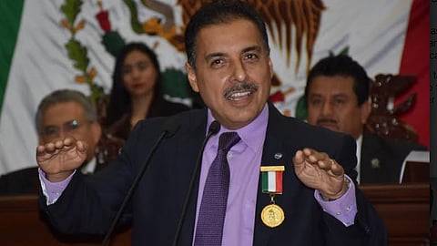 El condecorado en su intervención agradeció el reconociendo por parte del Congreso local (Foto: Cortesía)