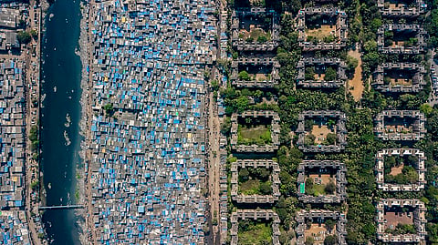 Con ayuda de dron, fotógrafo retrata la desigualdad entre ricos y pobres