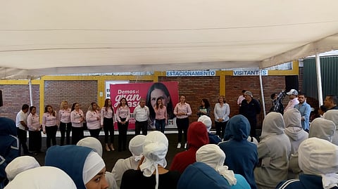 Asimismo, enfatizó qué el instituto municipal del emprendedor será la instancia que brinde atención puntual a todas las personas que estén en busca de abrir un negocio (Foto: Cristian Ruiz)
