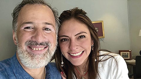 Yarith Tannos compartió una fotografía en la que aparece Meade Kuribeña con una gran barba (Foto: @yarithtannos)
